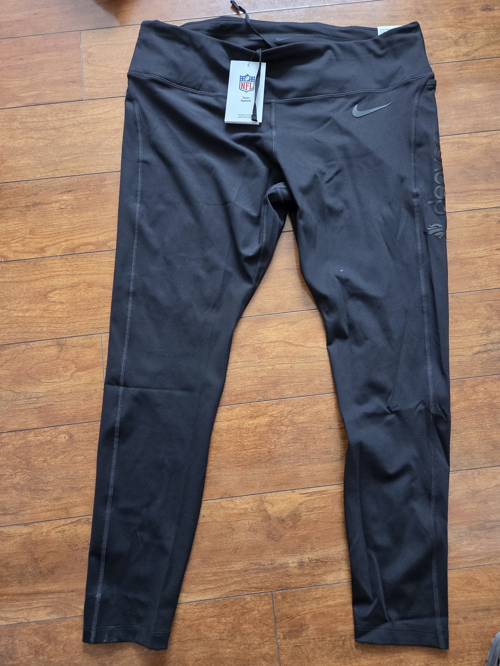 Nike Women's DENVER BRONCOS Black Athletic Leggings with NFL Tag